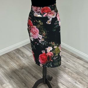 Thalia Sodi Pincil Skirt